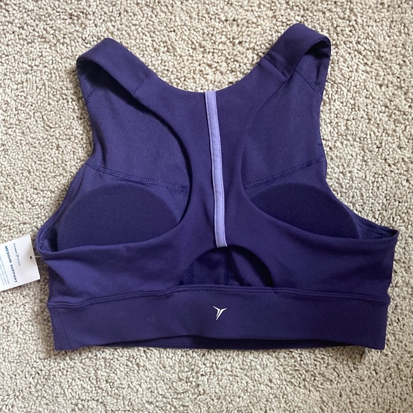 Purple Old Navy sports bra - Picture 2 of 3
